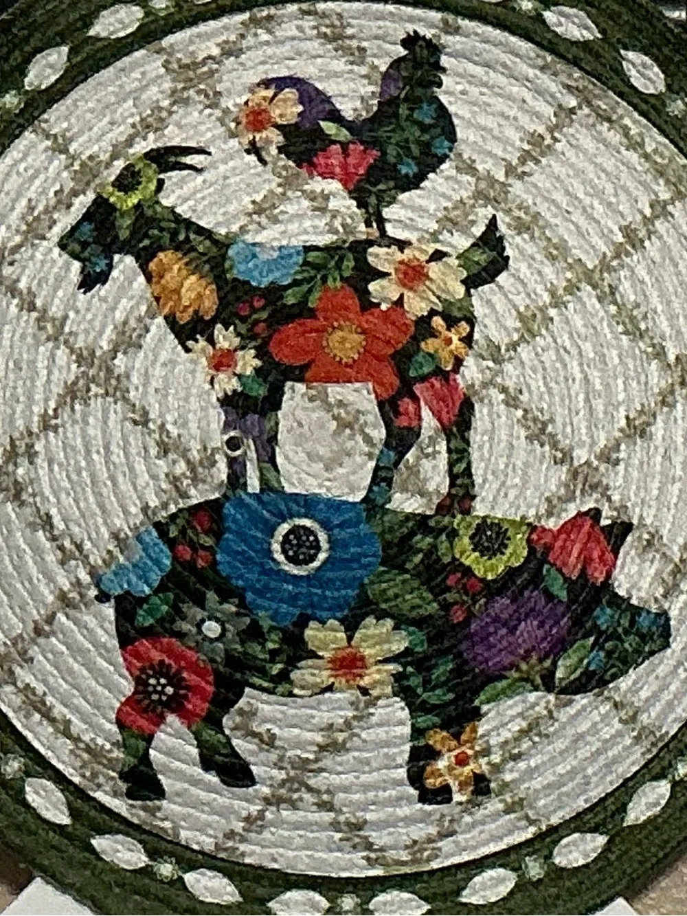 Virah Bella round woven